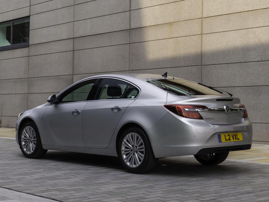  Vauxhall Insignia ecoFLEX Hatchback 2013 года  (фото 11 из 25)
